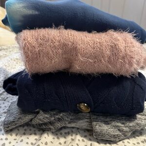 Bundle of 4 Women’s Tops Size M – Cardigans + Old Navy Tunic